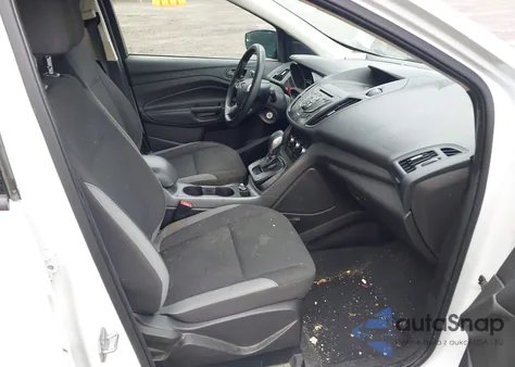 2015 Ford Escape S z USA, uszkodzony, nr VIN 1FMCU0F76FUA09224